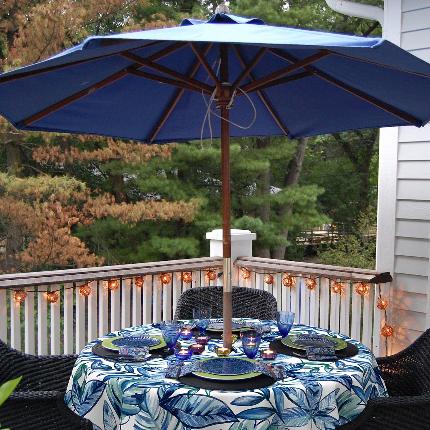 Melody Elephant Outdoor/Indoor Round Tablecloth with Umbrella Hole Zipper, Decorative Circular Table Cover for Home Garden, 60 Inch, Leaves Ink Blue