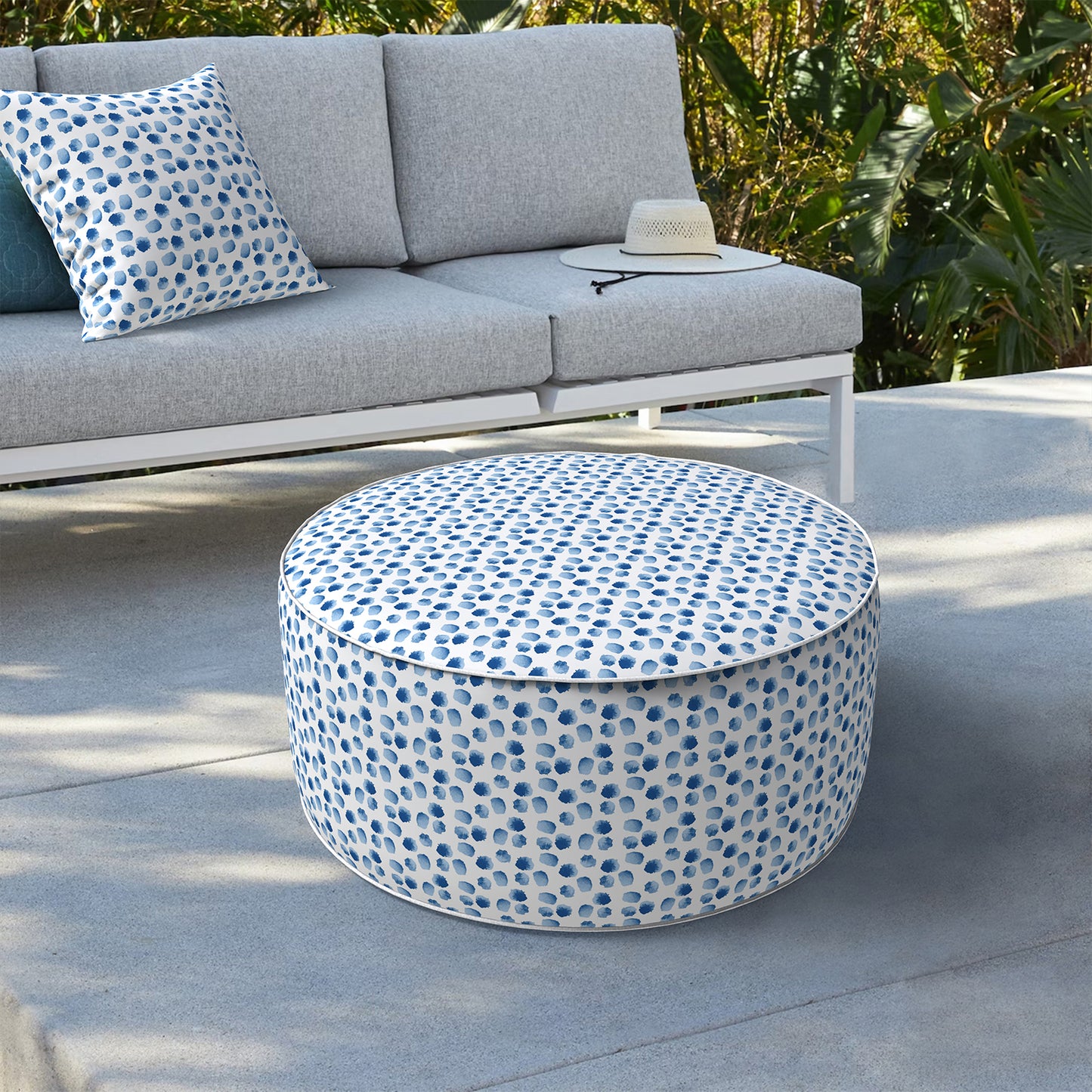 Outdoor Inflatable Stool Ottoman, All Weather Portable Footrest Stool, Furniture Stool Ottomans for Home Garden Beach, D31”xH14”, Brush Blue